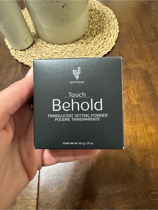 Younique Other - Younique Touch Behold Translucent Setting Powder New in Box